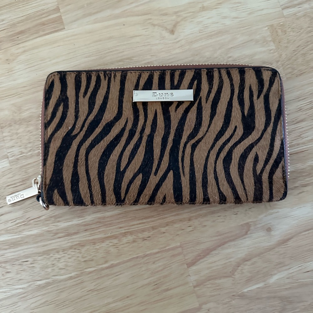 NWOT - Animal Print Zip Wallet